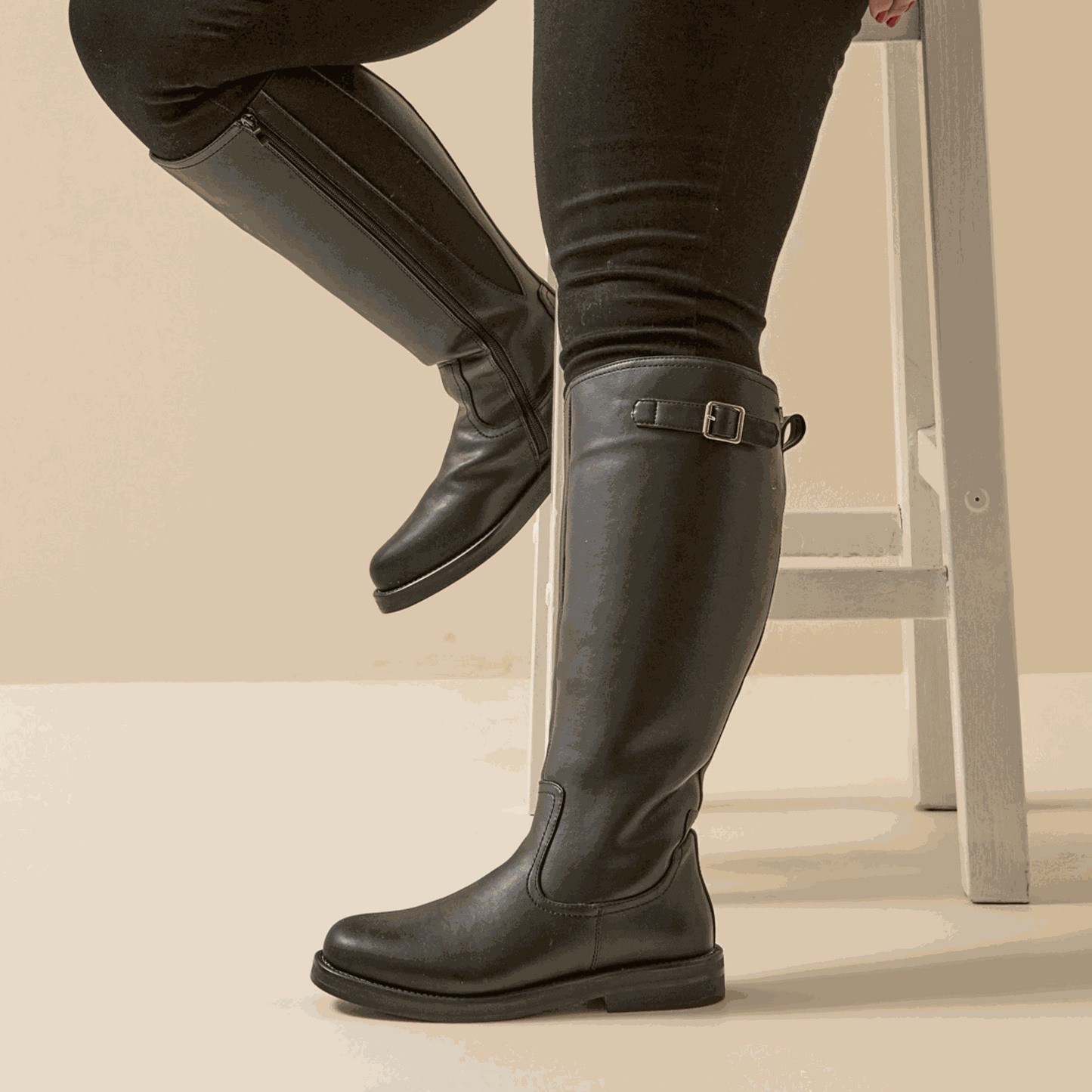 Bottes 4XL pour mollets larges - Modele Kate