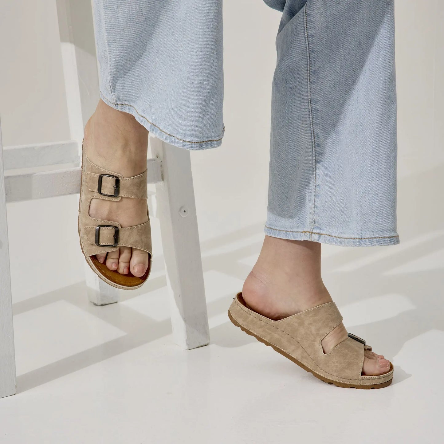 Sandales à bout large H - Modèle Hibiscus