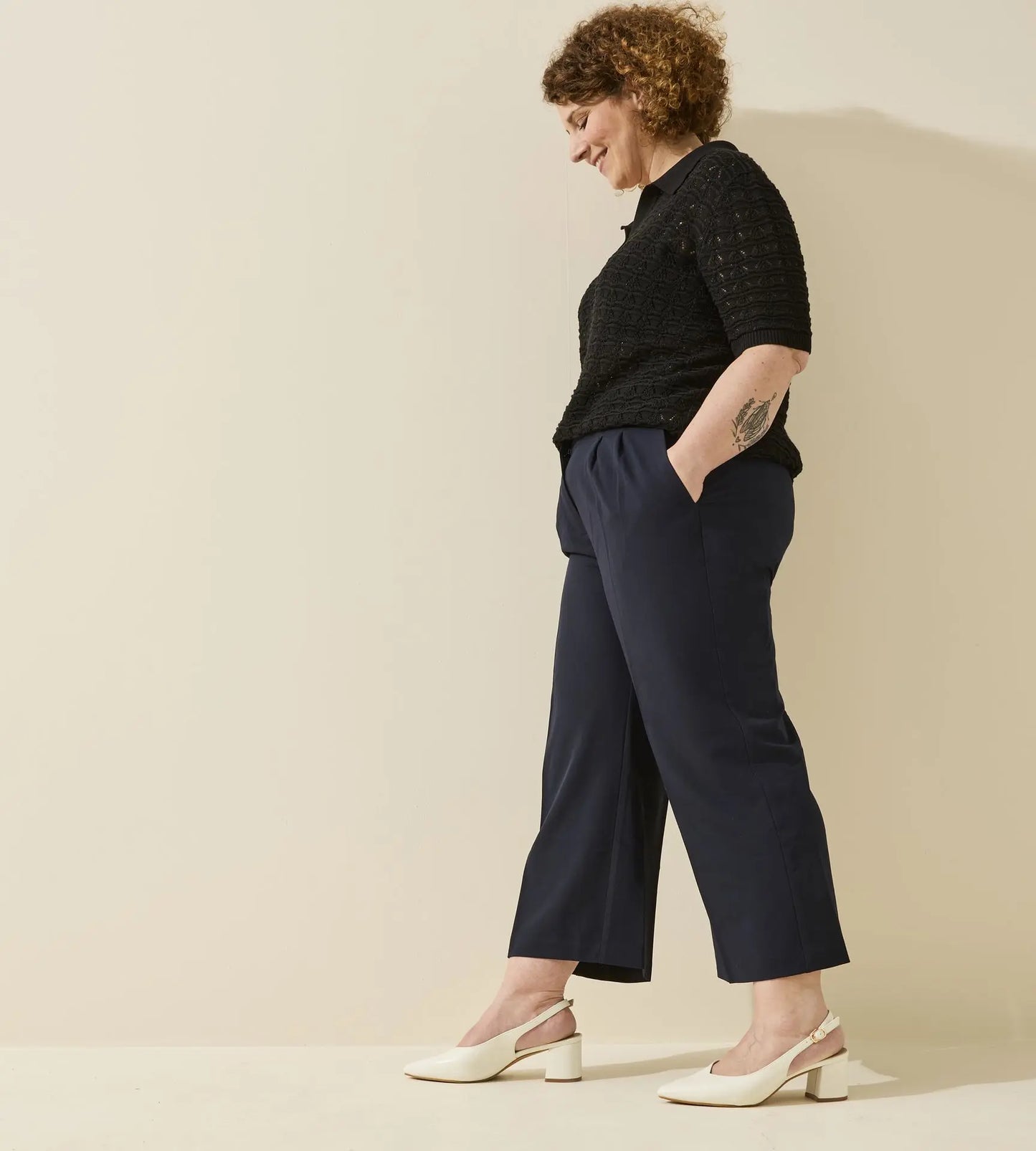 Sandales à talons réglables à bout large, modèle H - Lea